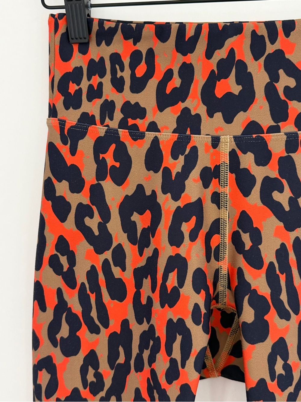 Heroine Sport Leopard Print High Rise Compression Leggings Size Small - Picture 3 of 6